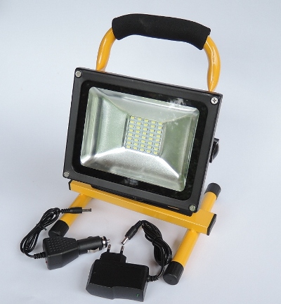 Акумулаторен SMD LED ПРОЖЕКТОР 20W 6000К