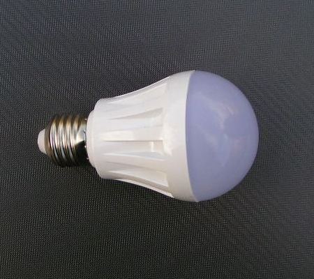 3W LED Крушка 220V Е27 Бяла Светлина 6500К