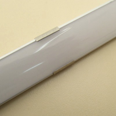 Планки за Монтаж на Алуминиеви LED Профили КОРИ - Кликнете на изображението, за да го затворите