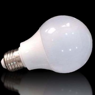 15W LED Крушка 220V- 270º E27 Натурално Бяла Светлина 4500К